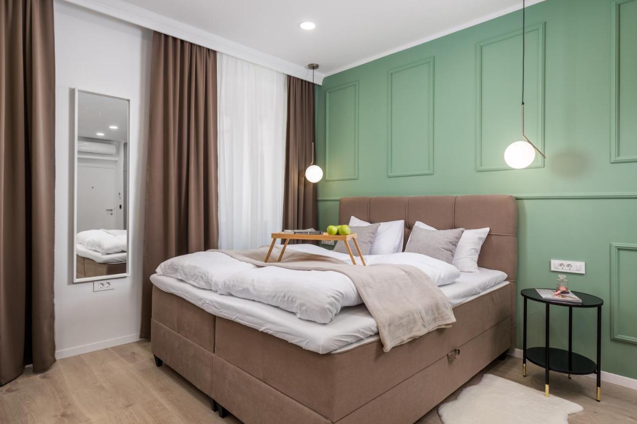 Area2 Center Luxury Apartment Fiume Kültér fotó