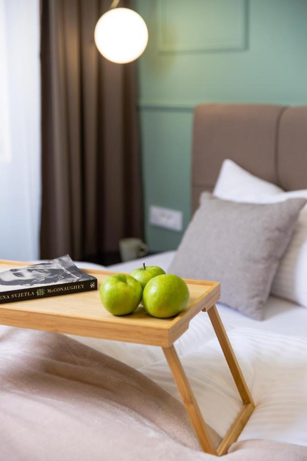 Area2 Center Luxury Apartment Fiume Kültér fotó